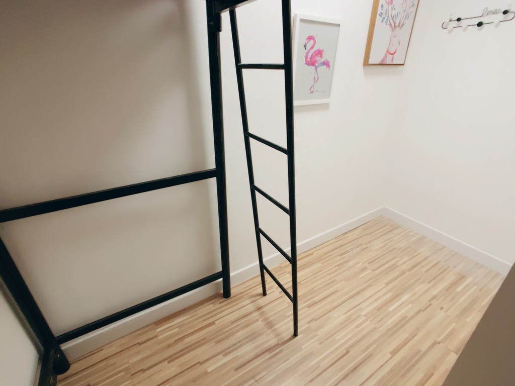 薄扶林道33号2F前座单人间A-港岛罕有特巨型公寓,男生专属,步行5分即达港大图3