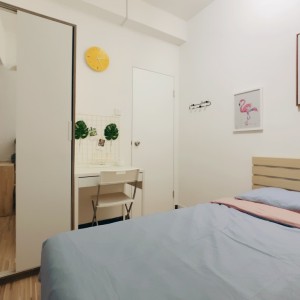 薄扶林道33号2F前座单人间A-港岛罕有特巨型公寓，男生专属，步行5分即达港大