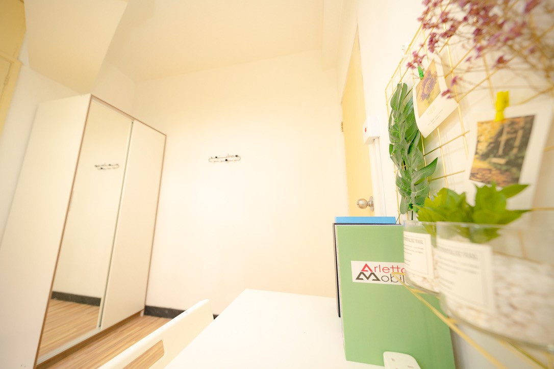 薄扶林道33号3F前座单人间B-港岛罕有公寓，女生专属，步行5分即达港大图2