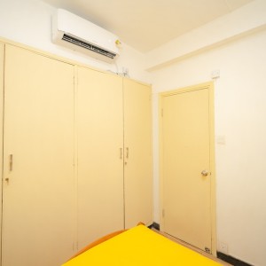 薄扶林道33号3F前座单人间C-港岛罕有特巨型公寓，女生专属，步行5分即达港大