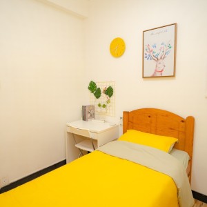 薄扶林道33号3F前座单人间C-港岛罕有特巨型公寓，女生专属，步行5分即达港大