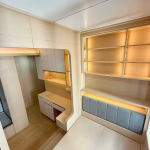 油麻地窝打老道studio C房-超赞装修多储物空间，四大校全部15分钟即达，油麻地地铁上盖出门两秒即达