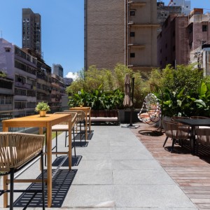 旺角亚皆老街酒店式公寓大床studio-高端装修独卫，旺角站1分步行，四大校通勤15分钟内，工作上学都适合