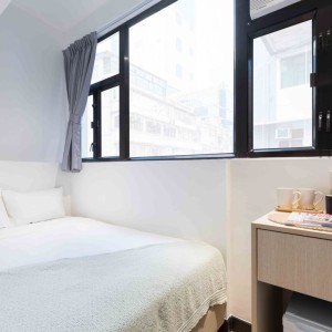 尖沙咀加拿芬道酒店式公寓studio-理工步行10分，乘巴士只要6分，浸会城大都会只要20分。尖沙咀站200米，尖东站400米