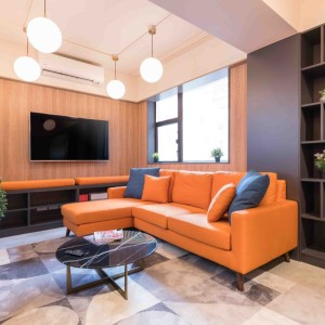 尖沙咀加拿芬道酒店式公寓三人间-理工步行10分，乘巴士只要6分，浸会城大都会只要20分。尖沙咀站200米，尖东站400米