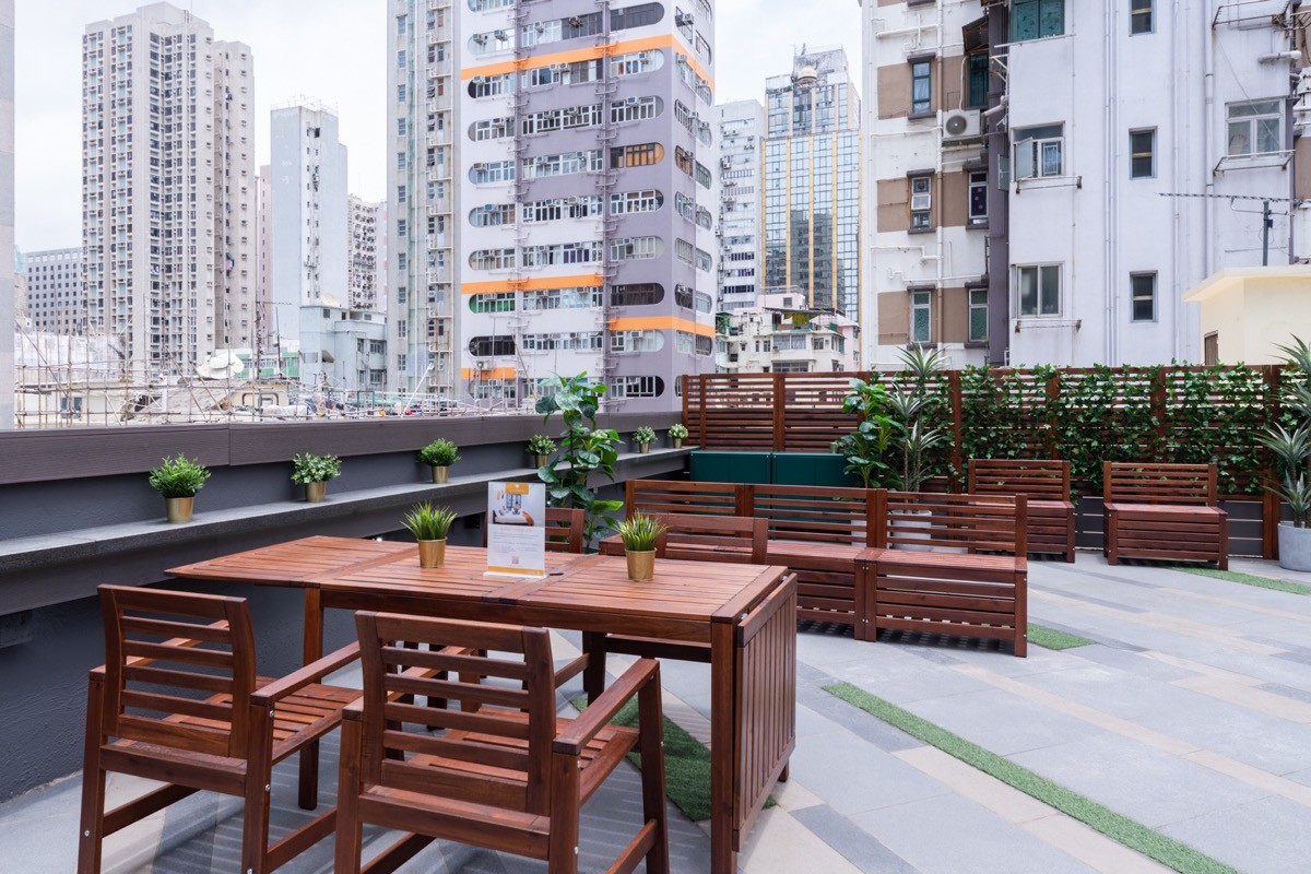 旺角登打士道酒店式公寓studio-旺角核心，步行约 6 分钟达油麻地站，月租全包，拎包入住，港理工住宿的天花板图4