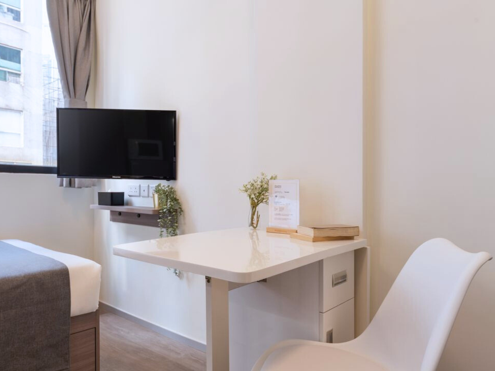 旺角登打士道酒店式公寓studio-旺角核心，步行约 6 分钟达油麻地站，月租全包，拎包入住，港理工住宿的天花板图6