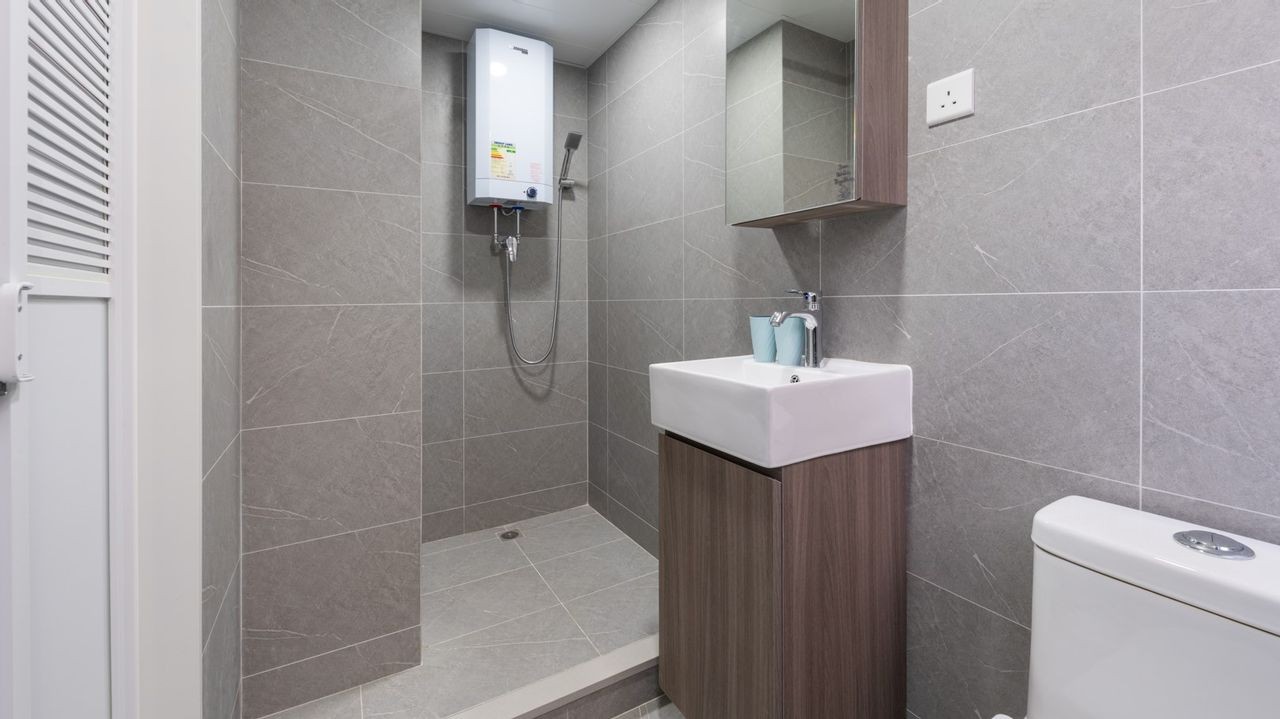 旺角登打士道酒店式公寓studio-旺角核心，步行约 6 分钟达油麻地站，月租全包，拎包入住，港理工住宿的天花板图4