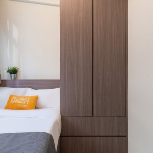 旺角登打士道酒店式公寓studio-旺角核心，步行约 6 分钟达油麻地站，月租全包，拎包入住，港理工住宿的天花板