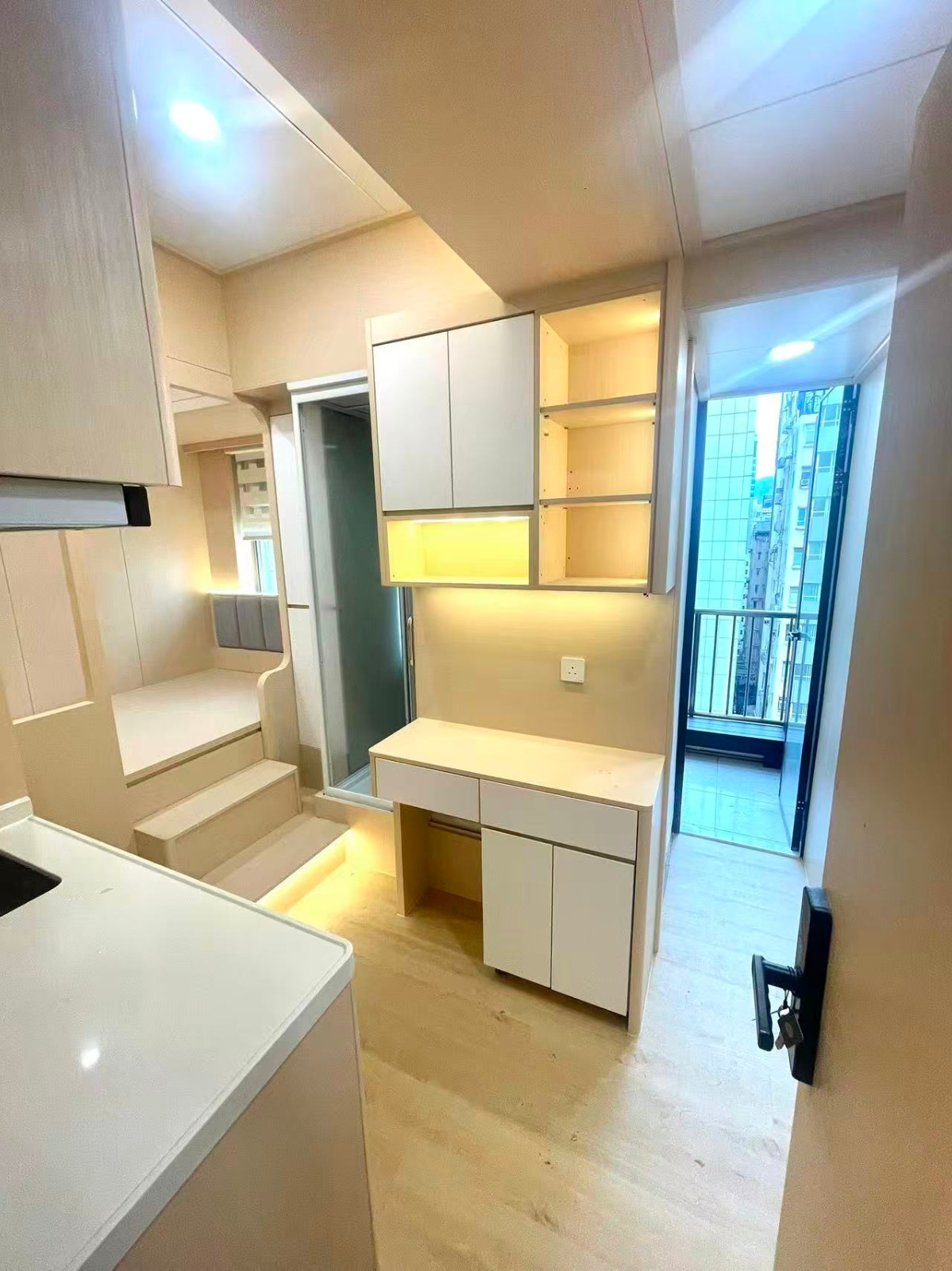 油麻地宝翠大厦studioA房/E房，油麻地地铁上盖，生活配套成熟，四大校全部15分钟内通勤图8