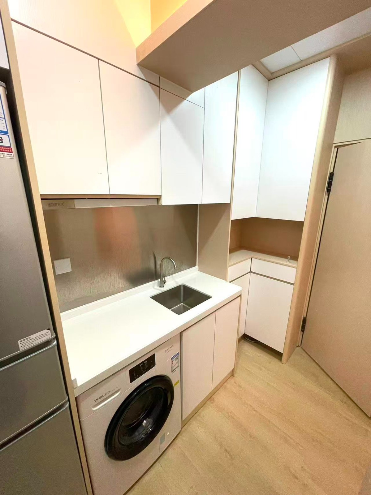 金冠大厦-单人间A房尖沙咀地铁口步行19米，理工步行5分钟，近地铁出行方便图3