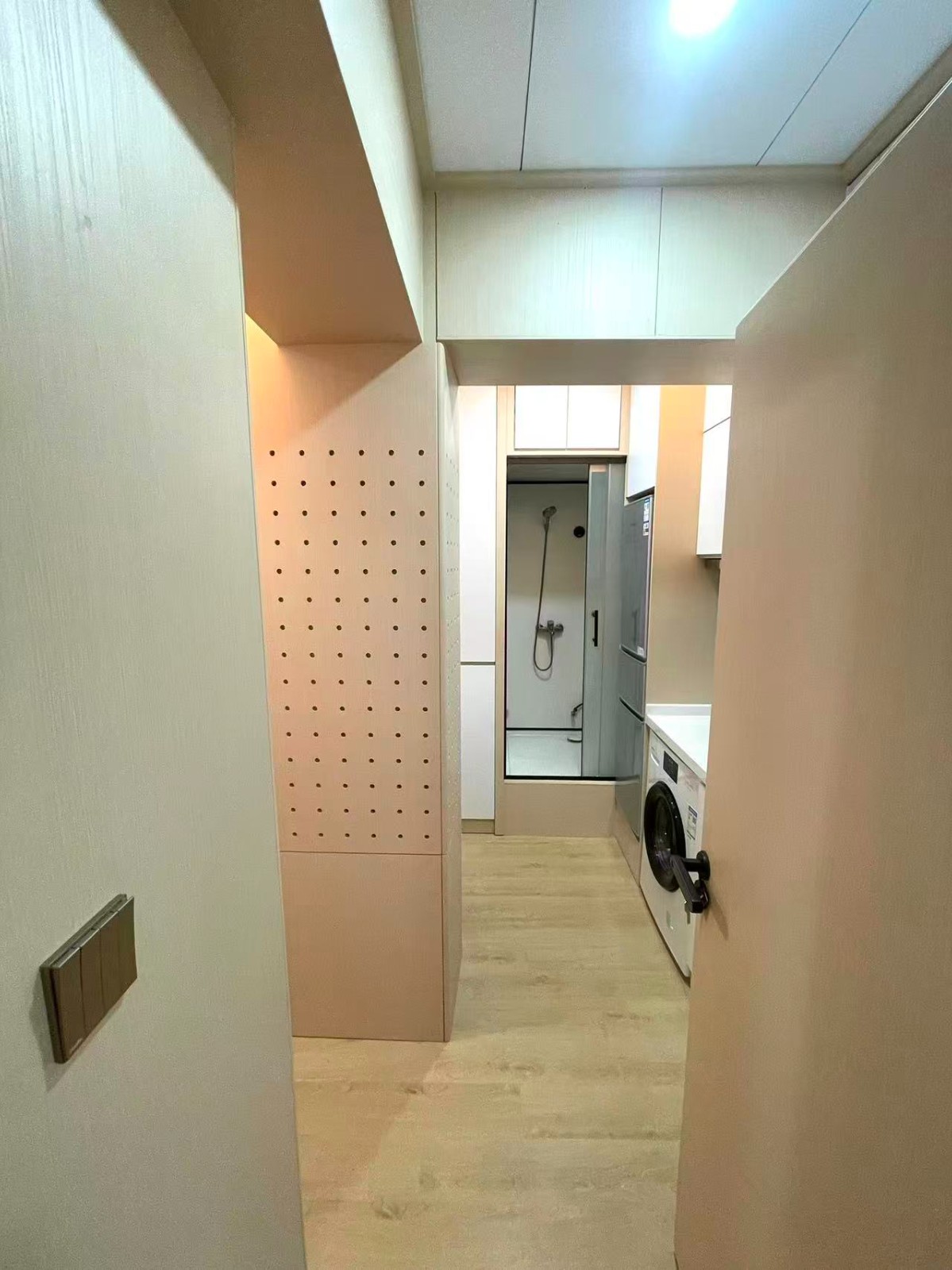 金冠大厦-单人间A房尖沙咀地铁口步行19米，理工步行5分钟，近地铁出行方便图2