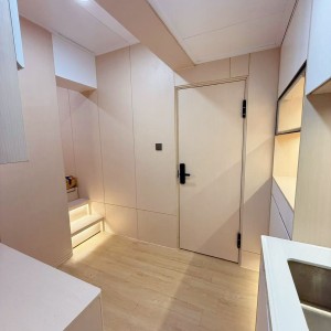 北角和富道5楼大窗studioA房-近树仁大学、教育大学北角中心，港大通勤25分，紧挨北角轮渡码头