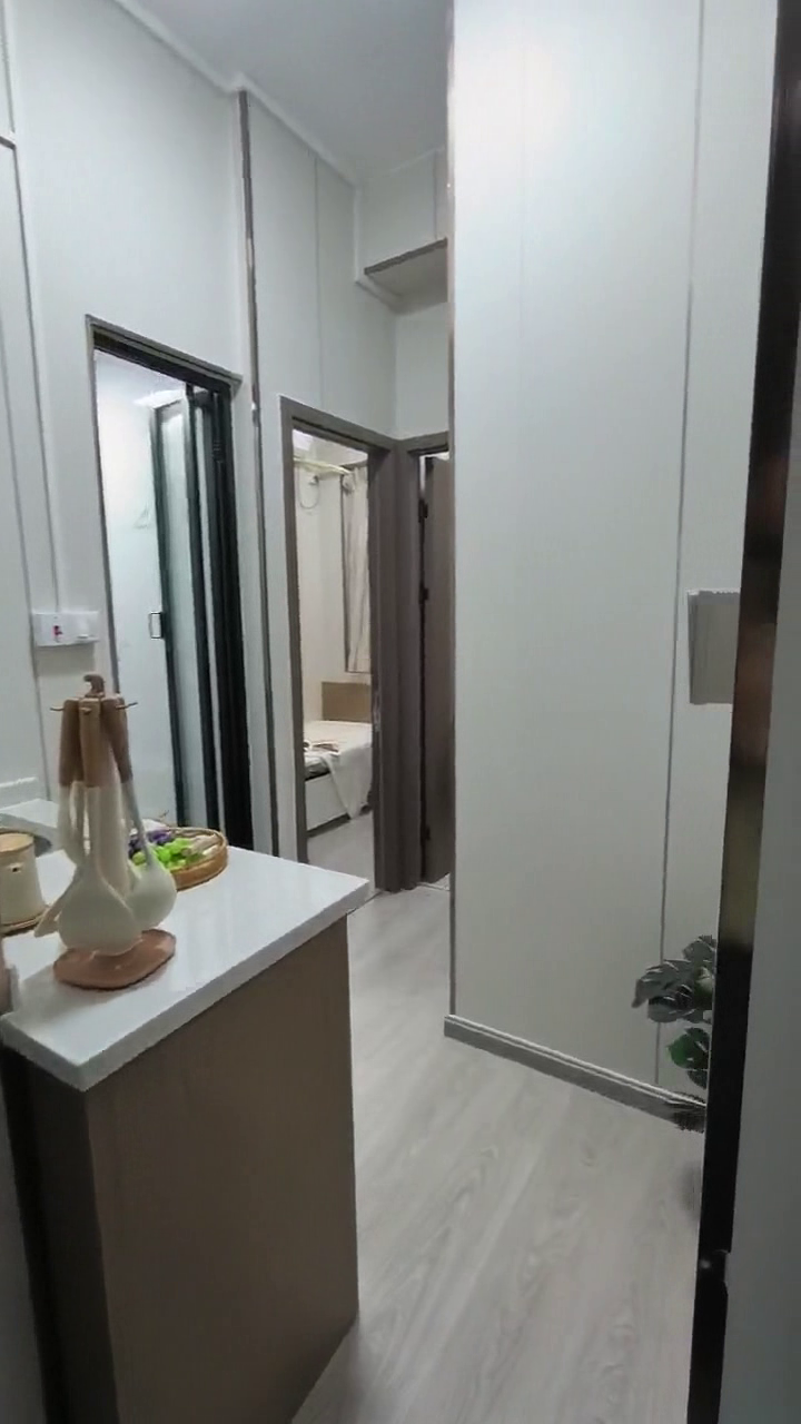 尖沙咀75号理工天花板级studio307B室-理工步行只要450米!都会大学巴士通勤15分,尖沙咀地铁步行500米即达,楼下就是巴士站图1