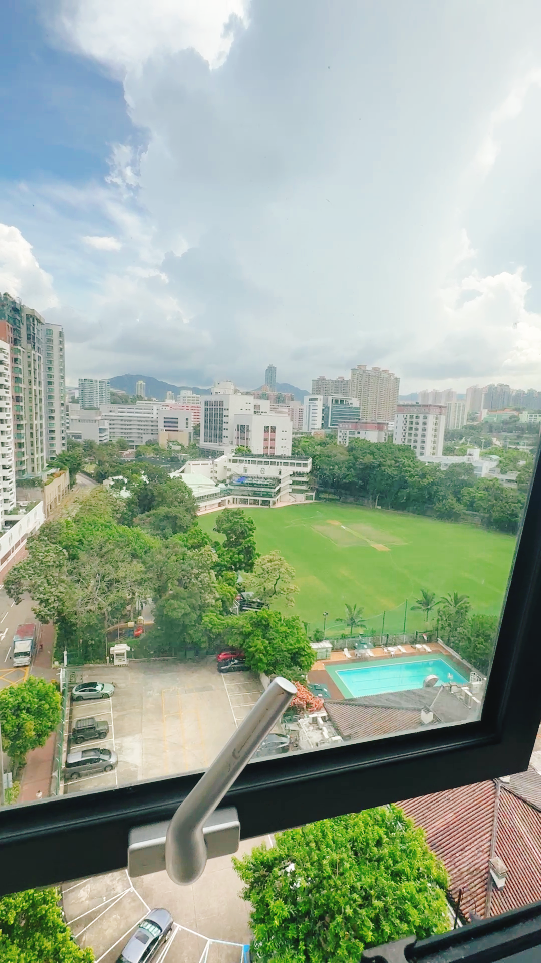 尖沙咀柯士甸道132-134号太极大楼6号房，单间独卫有电梯，近地铁理工步行可达超大衣柜图4