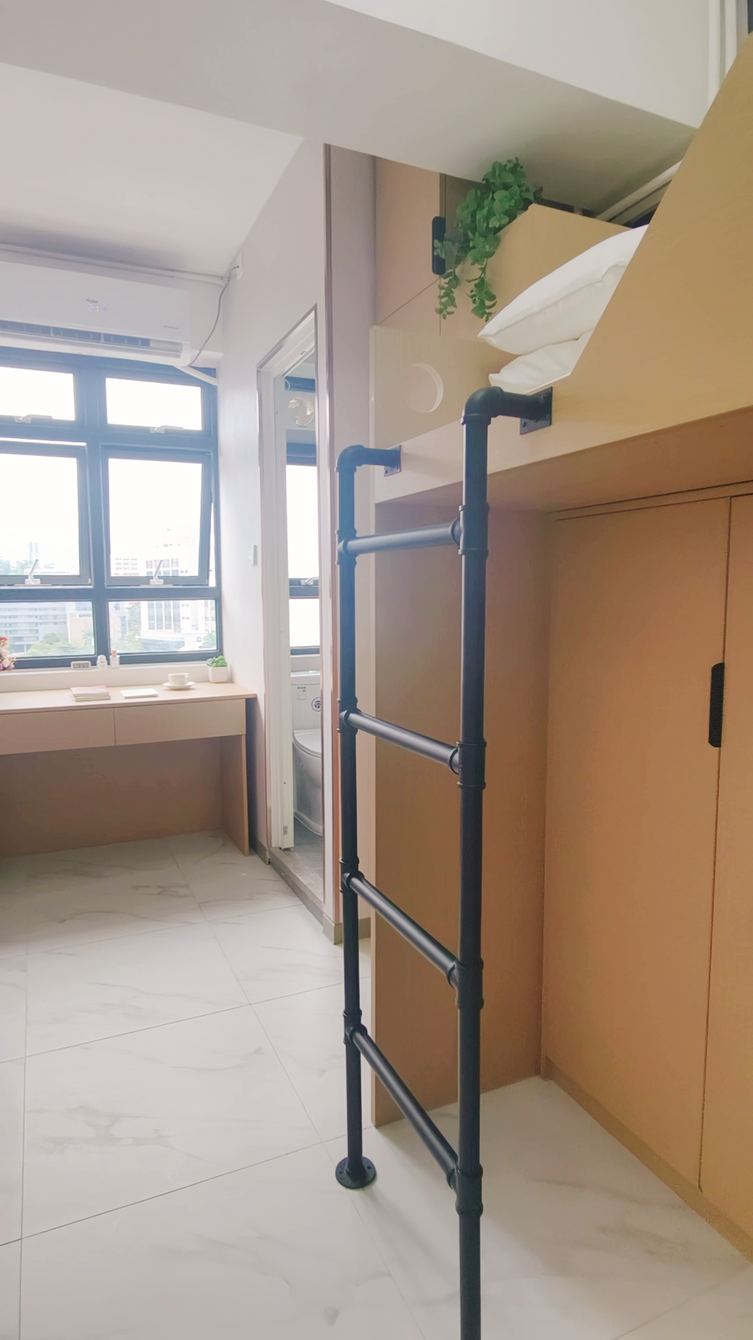 尖沙咀柯士甸道132-134号太极大楼6号房，单间独卫有电梯，近地铁理工步行可达超大衣柜图5