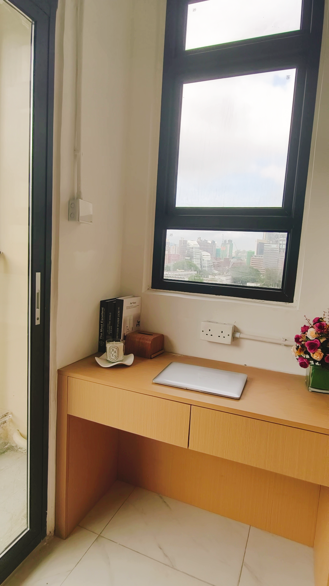 尖沙咀柯士甸道132-134号太极大楼10楼/11楼独卫单间带阳台-近地铁理工步行可达，超美窗景图4