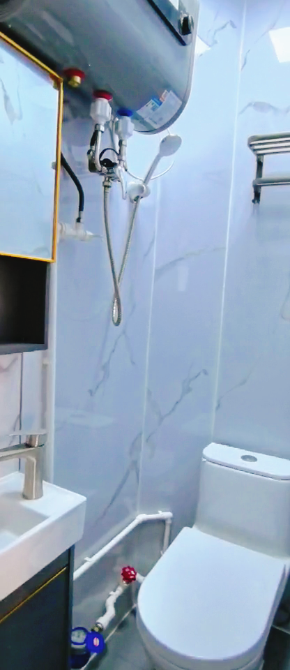 尖沙咀65号511studio-户型方正超大空间，理工步行只要五分钟！都会大学巴士通勤15分钟图7