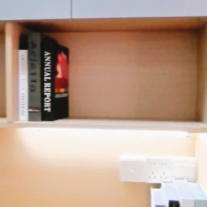 尖沙咀65号512A带窗独卫单间-理工步行五分，尖沙咀地铁站步行6分，都会大学巴士通勤15分