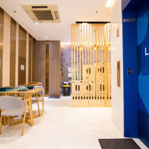 太子零距府邸高级套间，城大港铁14分，浸会巴士22分，都会巴士20分，电梯公寓有安保