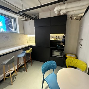 旺角零距府邸高级单人套间，都会港铁15分，城大港铁15分，浸会20分即达，电梯公寓有安保