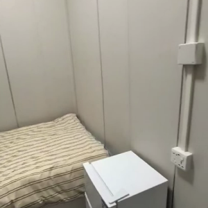 尖沙咀75号理工天花板级studio110B室-理工步行只要450米！都会大学巴士通勤15分，尖沙咀地铁步行500米即达，楼下就是巴士站