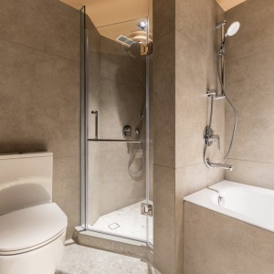 尖沙咀宝勒巷酒店式公寓行政双人房，单人床×2配25平米超大空间，理工巴士7分即达，纯步行10分钟.都会20分可达