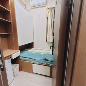 尖沙咀75号理工天花板级studio110A室-理工步行只要450米！都会大学巴士通勤15分，真正的学生宿舍。尖沙咀地铁步行500米即达，楼下就是巴士站
