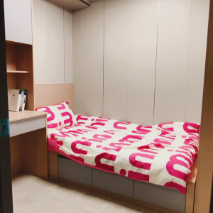 中环街市旁铁行里独栋学生公寓单人间3C房-港铁三站直达港大，加步行15分钟内到，紧邻商圈上班族也适合