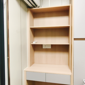 中环街市旁铁行里独栋学生公寓单人间5C房-港铁三站直达港大，加步行15分钟内到，紧邻商圈上班族也适合