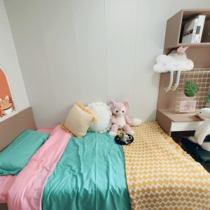 港岛金钟秀华坊港大studio单人B大窗户房-超全配套带食堂，三分钟到金钟，港大全程18分钟理工全程20多分钟，交通超便利