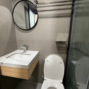 何文田荣英大厦明窗单人间G房，都会步行10分直接到校，都会学子不可错过的电梯洋楼