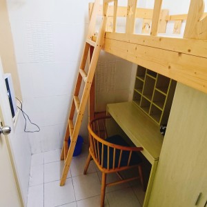 深水埗长沙大厦六房单间B房-限男生，城大通勤19分钟，浸会通勤23分钟，价格超美丽近地铁