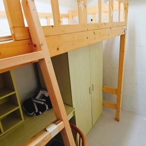 深水埗长沙大厦六房单间B房-限男生，城大通勤19分钟，浸会通勤23分钟，价格超美丽近地铁