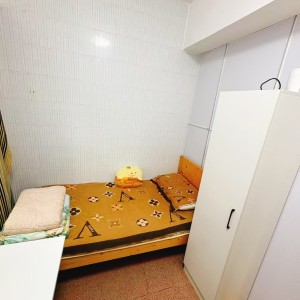 石硤尾明华大厦单间A房-限男生，城大都会通勤18分，也可步行抵达城大，附近双地铁，出行好方便