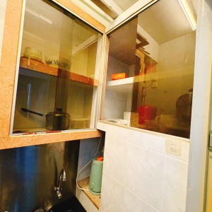 石硤尾明华大厦单间A房-限男生，城大都会通勤18分，也可步行抵达城大，附近双地铁，出行好方便
