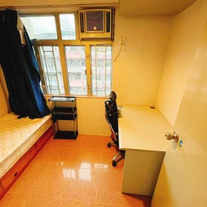 石硤尾明华大厦单间C房-限男生，城大都会通勤18分，也可步行抵达城大，附近双地铁，出行好方便