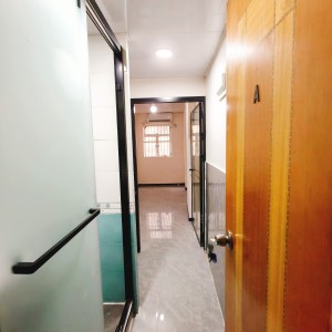 深水埗长乐大厦I室单间A房-限男生，城大通勤20分钟，浸会23分即达，深水埗地铁步行1分