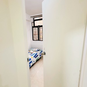 塘尾福华街26号单间c房-限男生，太子深水埗双站环绕，城市浸会通勤12分