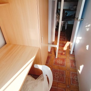 石硖尾街伟业楼B房-限男生，深水埗太子交界，城大浸会通勤12分钟，平价生活首选
