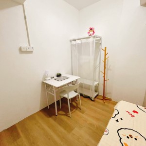 旺角弥敦道利威大厦C室B房-限女生,旺角地铁站上盖，四大校15分钟内通勤