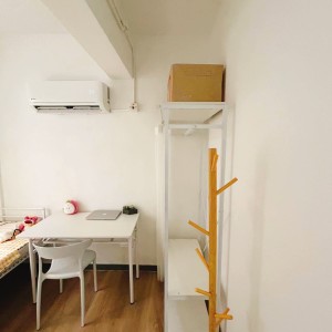 旺角弥敦道利威大厦C室D房-限女生,旺角地铁站上盖，四大校15分钟内通勤