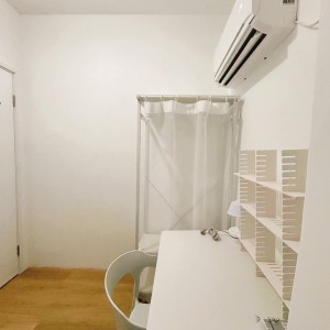旺角弥敦道利威大厦C室E房-限女生,旺角地铁站上盖，四大校15分钟内通勤