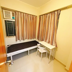 九龙太子荔枝角道胜兴楼E室A/B房-限男生，太子站3分，都会步行12分或巴士10分即达，城大浸会一线直达