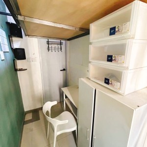 油麻地宝翠大厦01室C/D房-限男生，油麻地地铁上盖，近医院市场，四大校全部15分钟内通勤