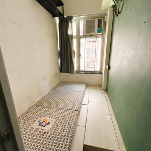 油麻地宝翠大厦01室C/D房-限男生，油麻地地铁上盖，近医院市场，四大校全部15分钟内通勤