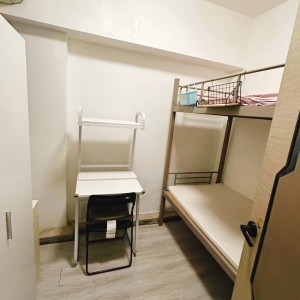油麻地金堂大厦D室C房-限女生，油麻地地铁1分即达，都会步行15分巴士10分到校，生活超方便