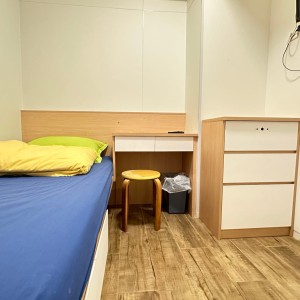 炮台山五洲大厦双人床间107号，港大乘港铁直达全程22分钟，炮台山站步行2分钟