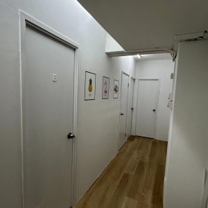 旺角弥敦道利威大厦C室B房-限女生,旺角地铁站上盖，四大校15分钟内通勤