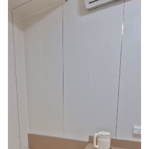 尖沙咀75号理工天花板级studio310室-理工步行只要450米！都会大学巴士通勤15分，尖沙咀地铁步行500米即达，楼下就是巴士站